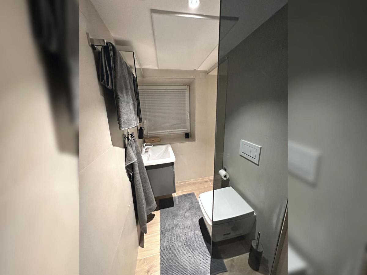 Jobelhome Alb Apartment Bad Urach Bagian luar foto