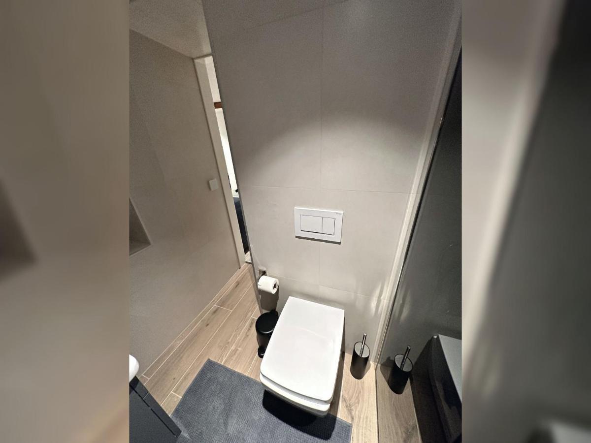 Jobelhome Alb Apartment Bad Urach Bagian luar foto
