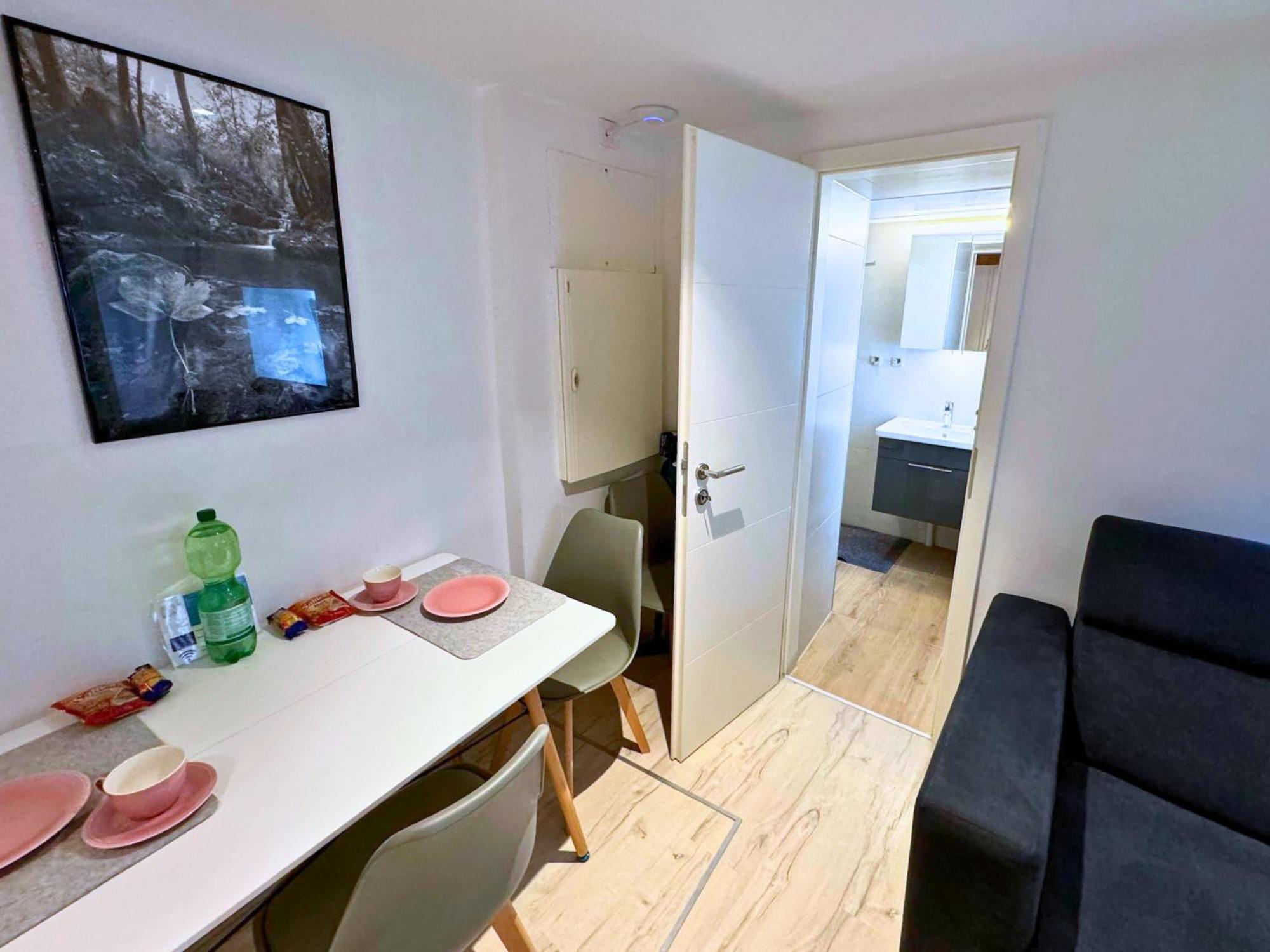Jobelhome Alb Apartment Bad Urach Bagian luar foto