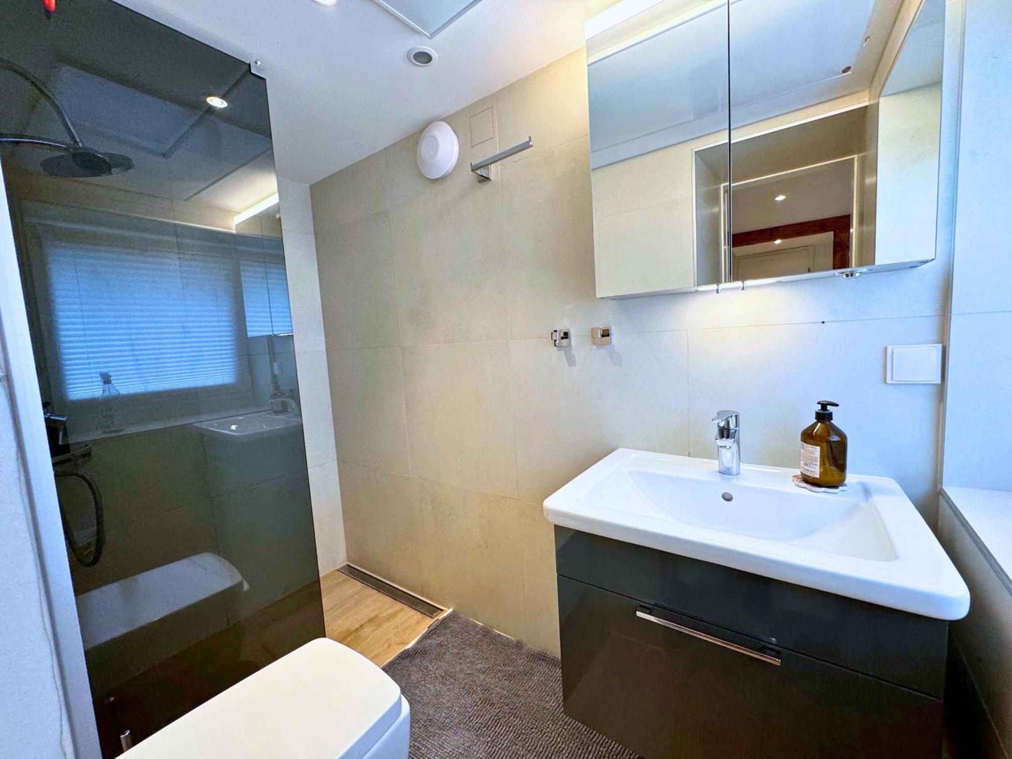 Jobelhome Alb Apartment Bad Urach Bagian luar foto